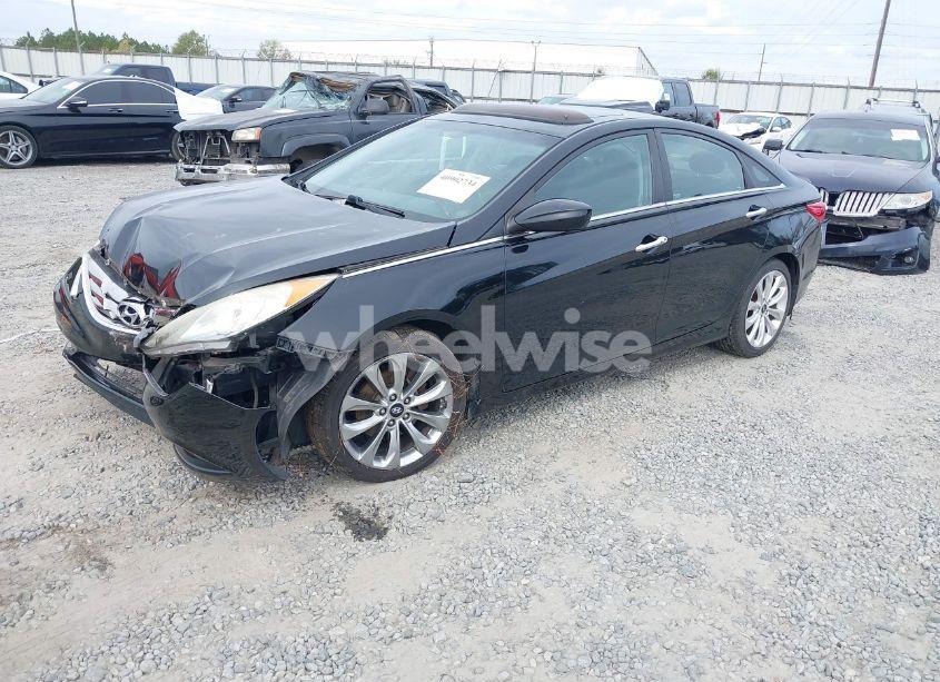 Photo 2 of 2013 Hyundai Sonata SE (VIN 5NPEC4AC3DH620511)