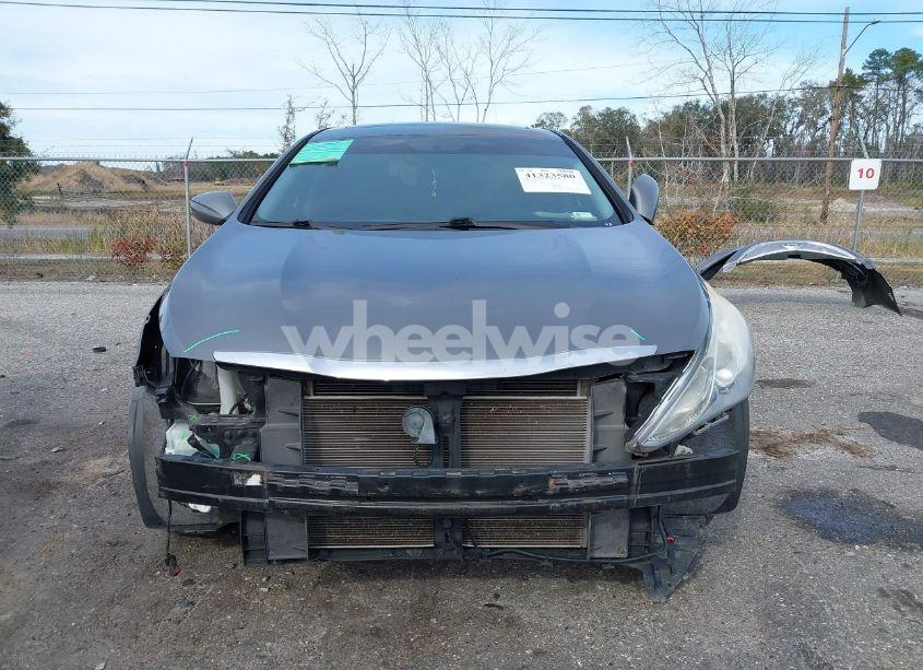 Photo 12 of 2013 Hyundai Sonata SE (VIN 5NPEC4AC3DH642296)