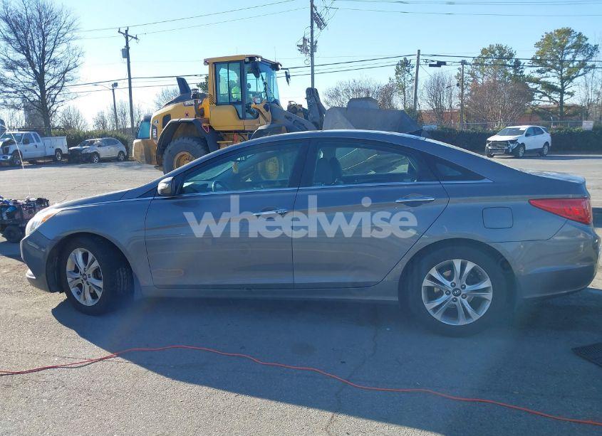 Photo 14 of 2013 Hyundai Sonata LIMITED (VIN 5NPEC4AC3DH653881)