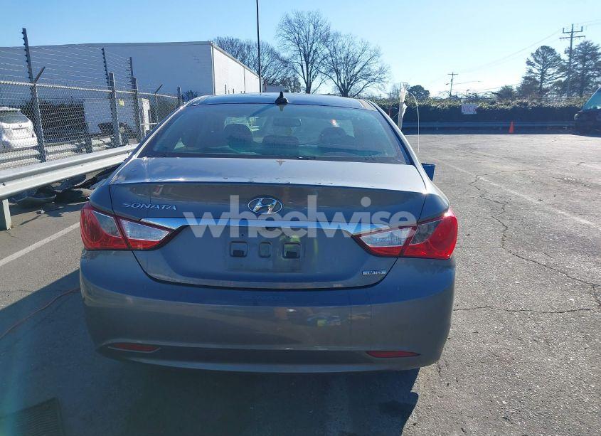 Photo 16 of 2013 Hyundai Sonata LIMITED (VIN 5NPEC4AC3DH653881)