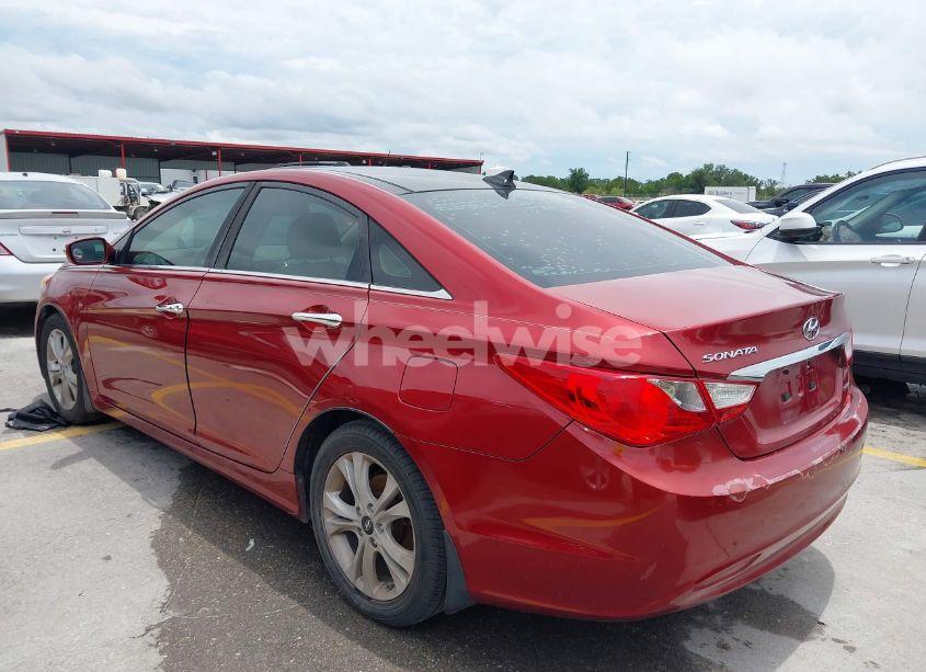 Photo 3 of 2013 Hyundai Sonata LIMITED (VIN 5NPEC4AC3DH680692)