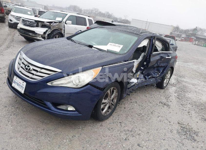Photo 2 of 2013 Hyundai Sonata LIMITED (VIN 5NPEC4AC3DH691515)