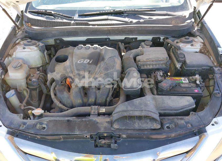 Photo 10 of 2013 Hyundai Sonata SE (VIN 5NPEC4AC3DH692793)