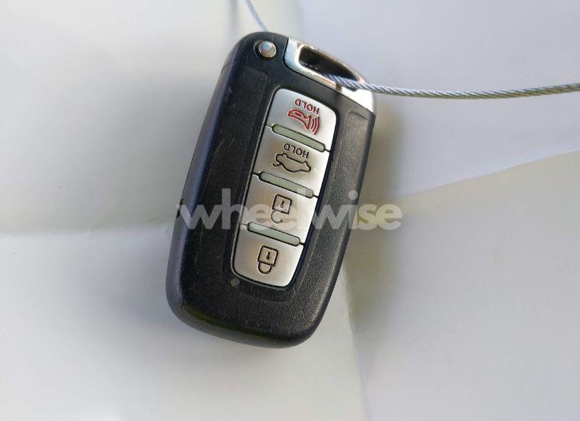 Photo 11 of 2013 Hyundai Sonata SE (VIN 5NPEC4AC3DH738977)