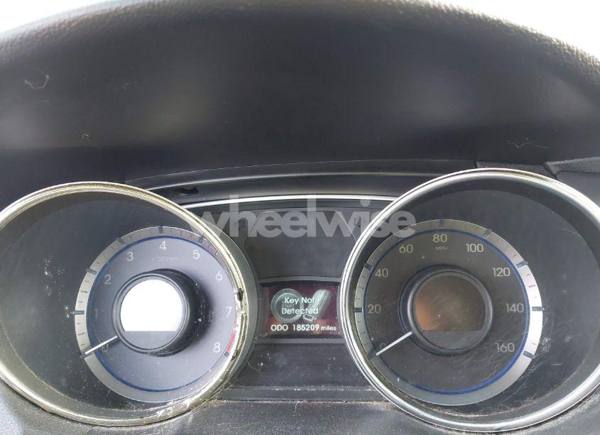 Photo 7 of 2013 Hyundai Sonata SE (VIN 5NPEC4AC3DH738977)