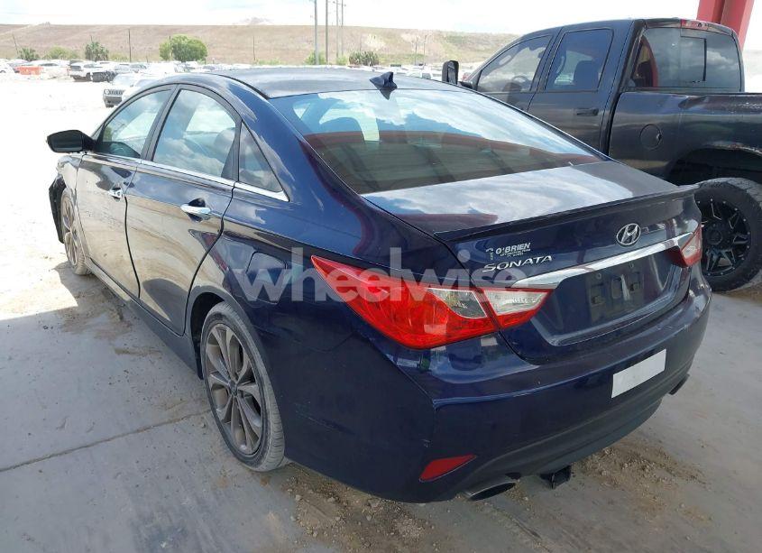 Photo 3 of 2014 Hyundai Sonata SE (VIN 5NPEC4AC3EH887844)