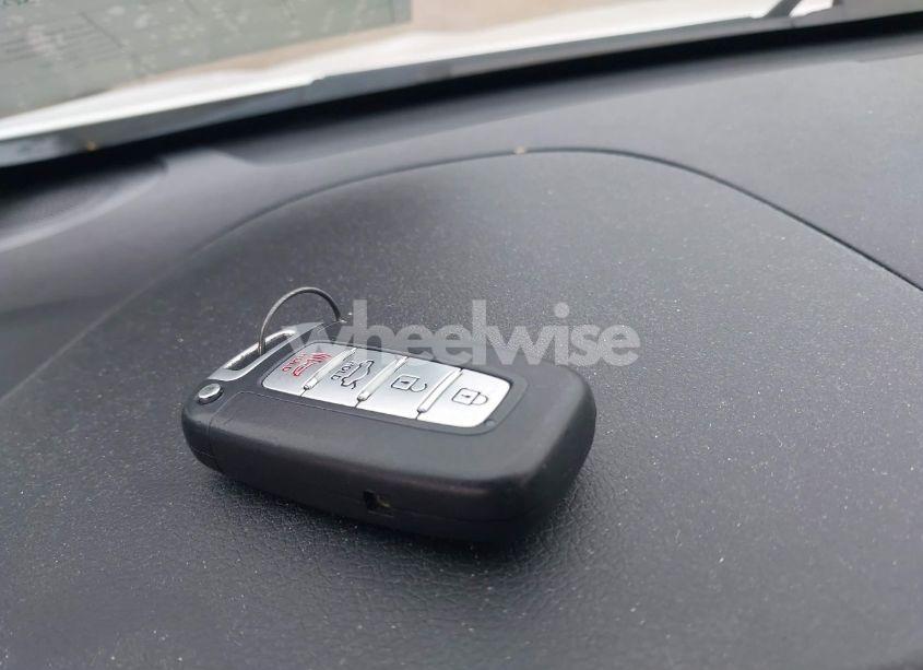 Photo 11 of 2011 Hyundai Sonata LIMITED (VIN 5NPEC4AC4BH002661)