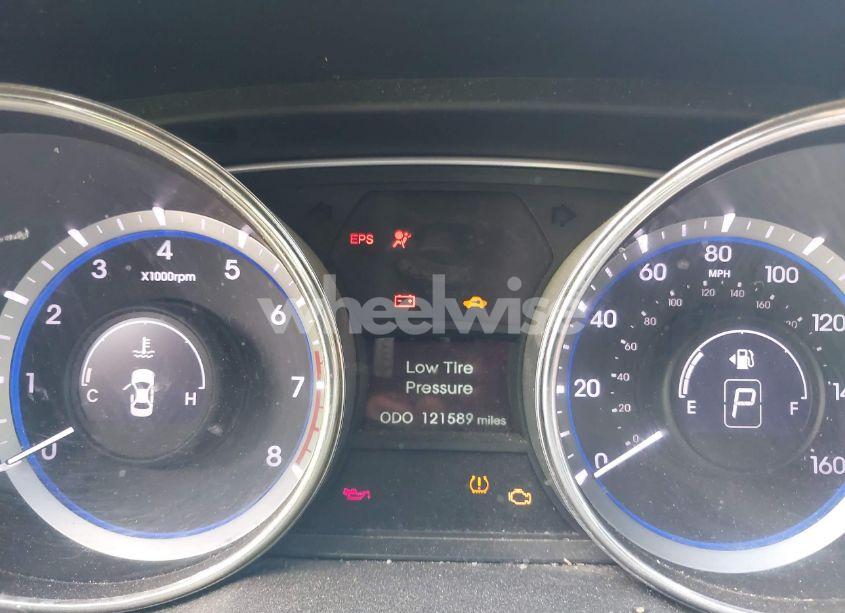 Photo 7 of 2011 Hyundai Sonata SE (VIN 5NPEC4AC4BH013076)