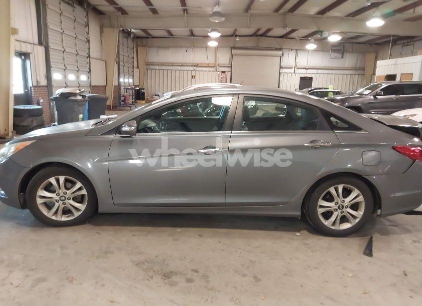 Photo 14 of 2011 Hyundai Sonata LIMITED (VIN 5NPEC4AC4BH032369)