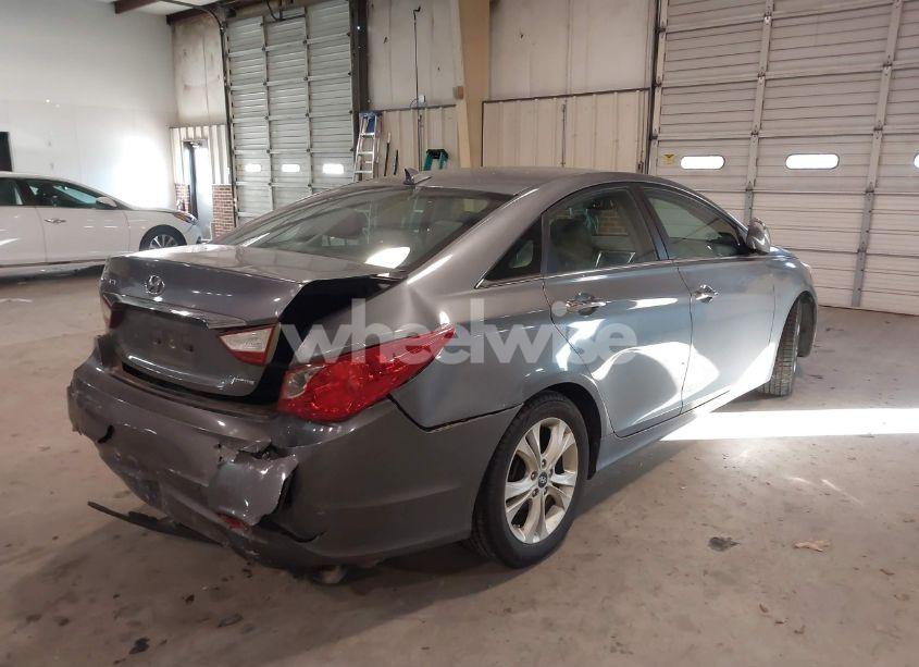 Photo 4 of 2011 Hyundai Sonata LIMITED (VIN 5NPEC4AC4BH032369)