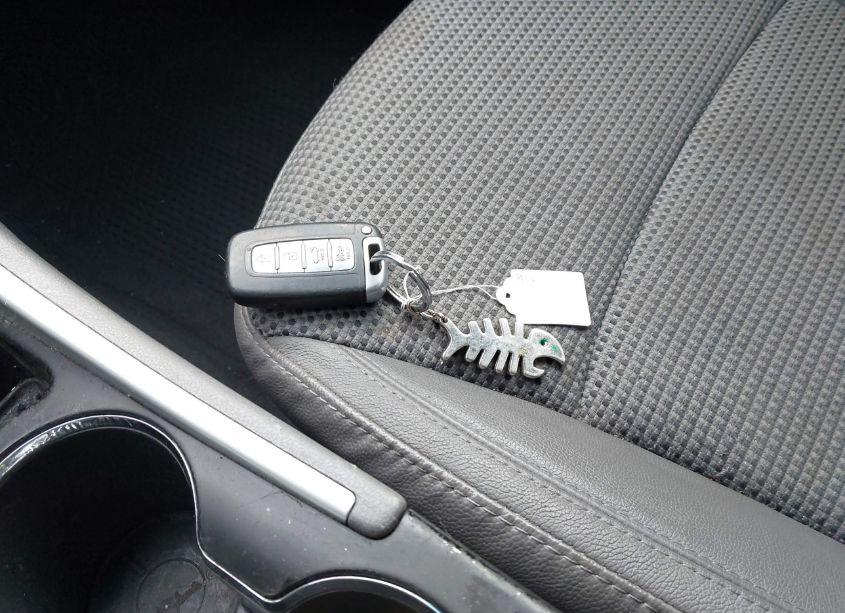 Photo 11 of 2011 Hyundai Sonata SE (VIN 5NPEC4AC4BH033280)