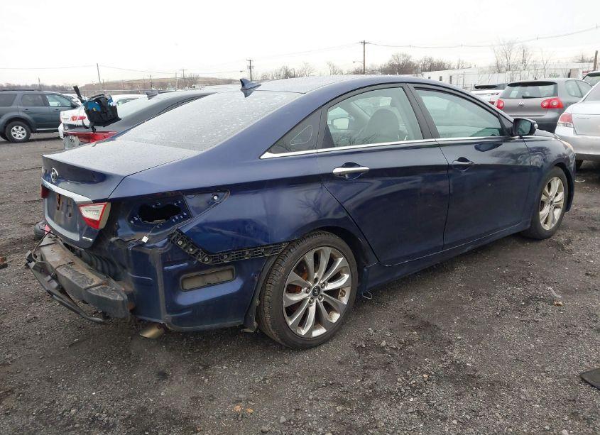 Photo 4 of 2011 Hyundai Sonata LIMITED (VIN 5NPEC4AC4BH036986)