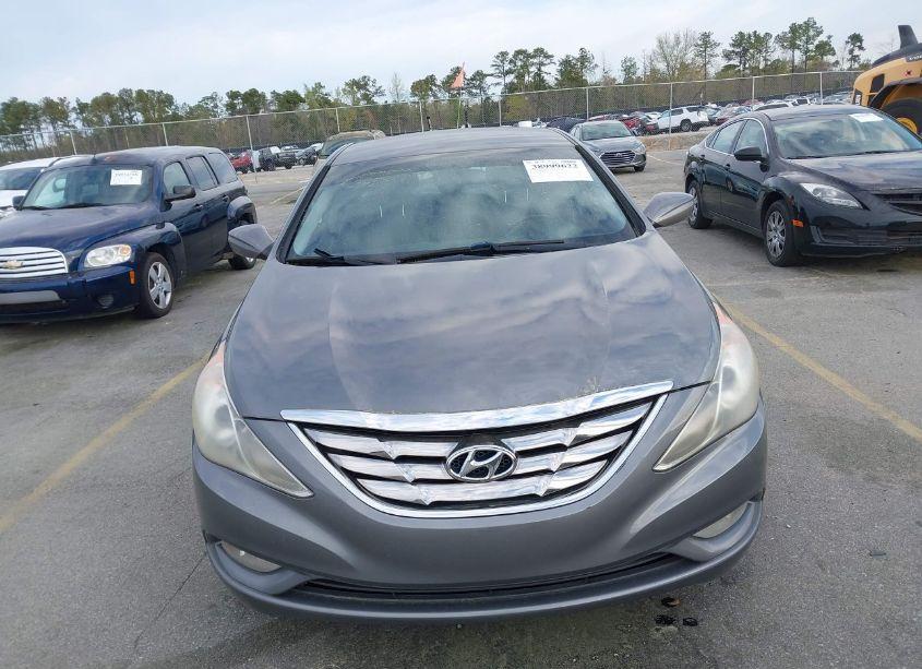 Photo 6 of 2011 Hyundai Sonata SE (VIN 5NPEC4AC4BH045820)