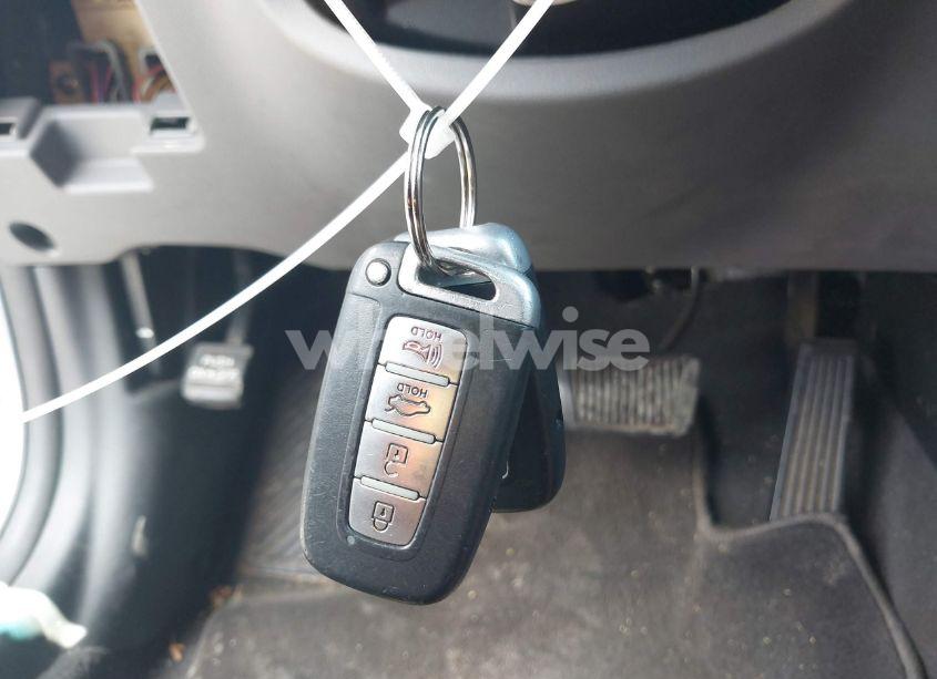 Photo 11 of 2011 Hyundai Sonata LIMITED (VIN 5NPEC4AC4BH114053)