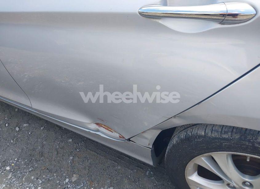 Photo 6 of 2011 Hyundai Sonata LIMITED (VIN 5NPEC4AC4BH114053)