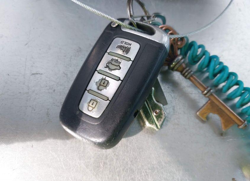 Photo 11 of 2011 Hyundai Sonata LIMITED (VIN 5NPEC4AC4BH123738)