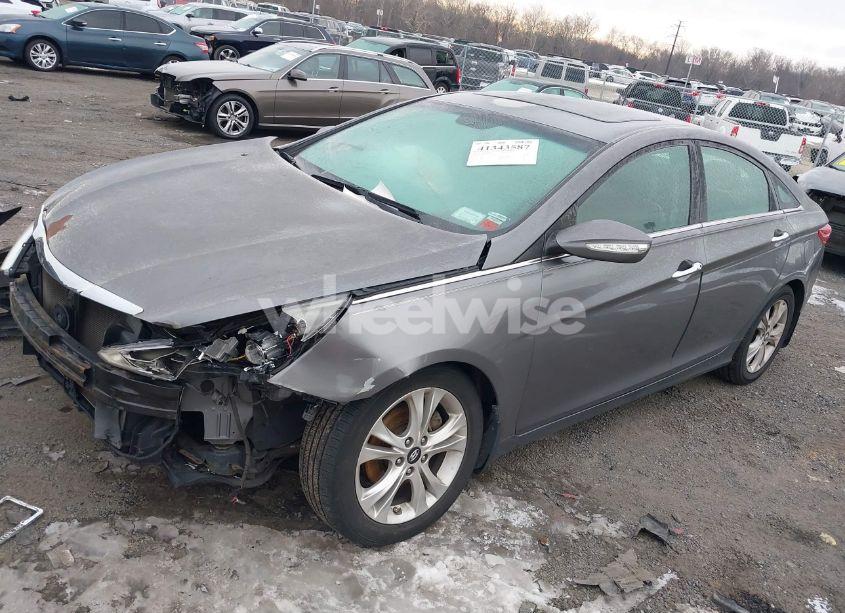Photo 2 of 2011 Hyundai Sonata LIMITED (VIN 5NPEC4AC4BH134531)