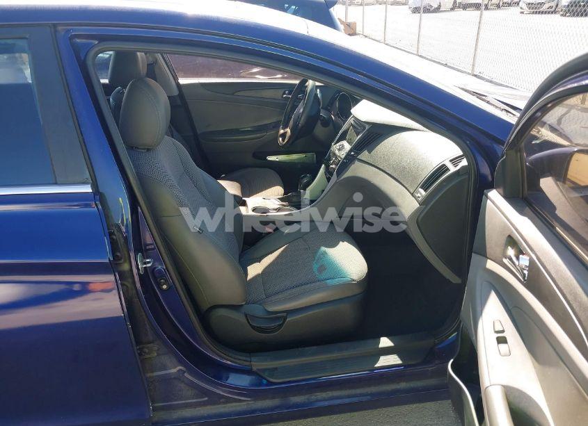 Photo 5 of 2011 Hyundai Sonata SE (VIN 5NPEC4AC4BH141916)