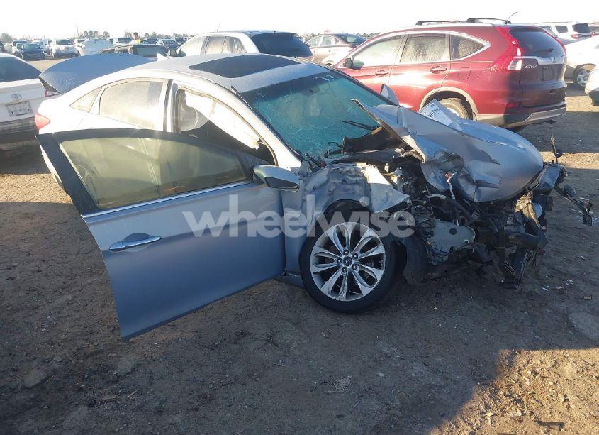 2011 Hyundai Sonata SE (VIN 5NPEC4AC4BH142211) main photo