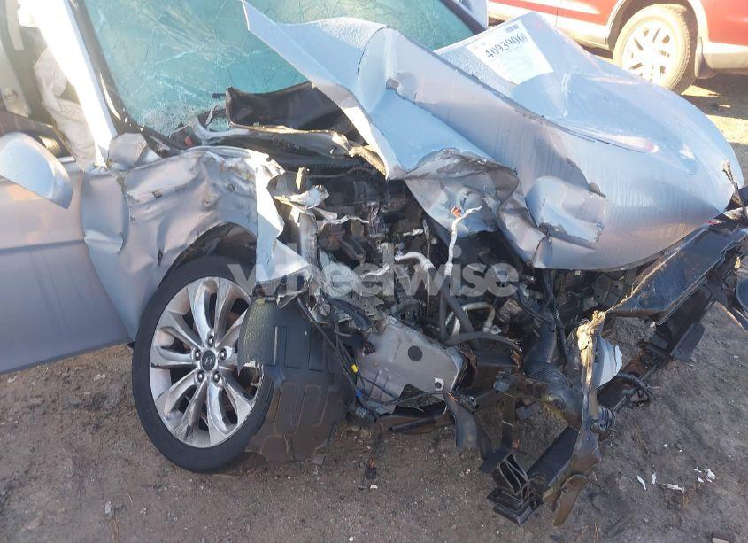 Photo 6 of 2011 Hyundai Sonata SE (VIN 5NPEC4AC4BH142211)