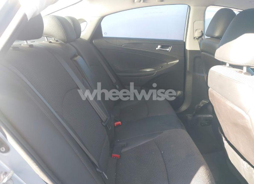 Photo 8 of 2011 Hyundai Sonata SE (VIN 5NPEC4AC4BH142211)