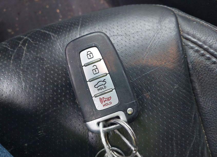 Photo 11 of 2011 Hyundai Sonata LIMITED (VIN 5NPEC4AC4BH307464)