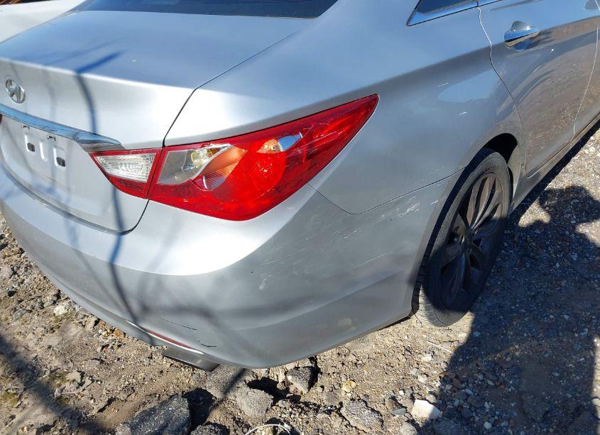 Photo 6 of 2012 Hyundai Sonata SE (VIN 5NPEC4AC4CH324816)