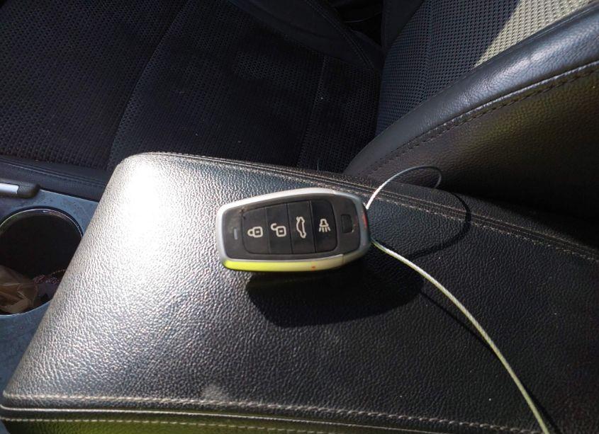 Photo 11 of 2012 Hyundai Sonata SE (VIN 5NPEC4AC4CH384739)