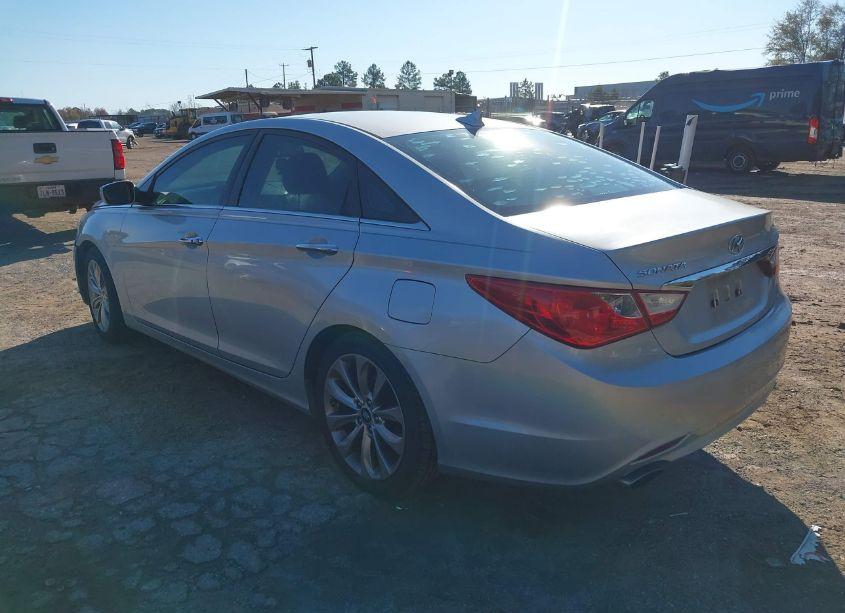 Photo 3 of 2012 Hyundai Sonata SE (VIN 5NPEC4AC4CH384739)