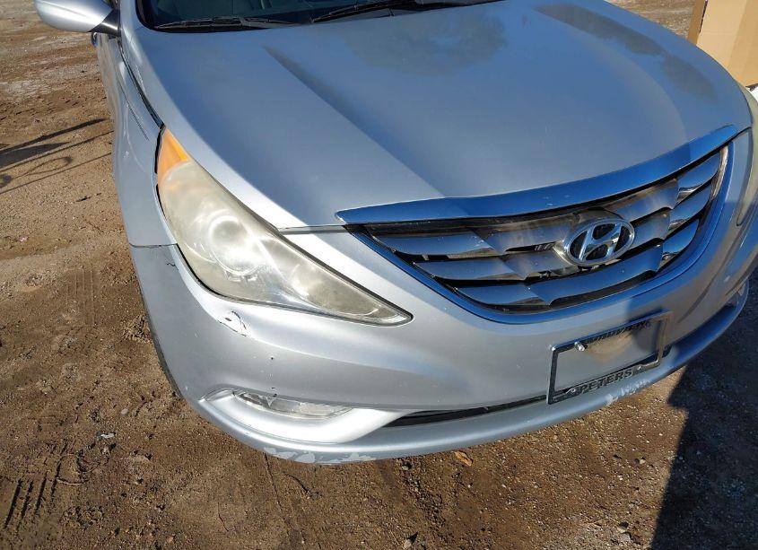 Photo 6 of 2012 Hyundai Sonata SE (VIN 5NPEC4AC4CH384739)