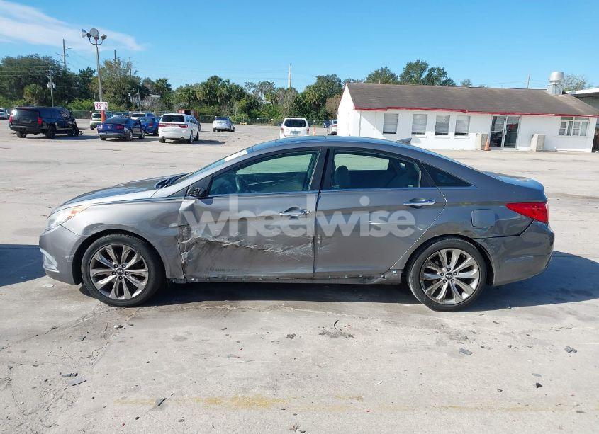 Photo 14 of 2012 Hyundai Sonata SE (VIN 5NPEC4AC4CH397491)