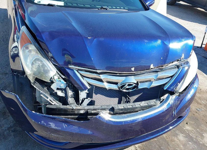 Photo 6 of 2012 Hyundai Sonata SE (VIN 5NPEC4AC4CH404469)