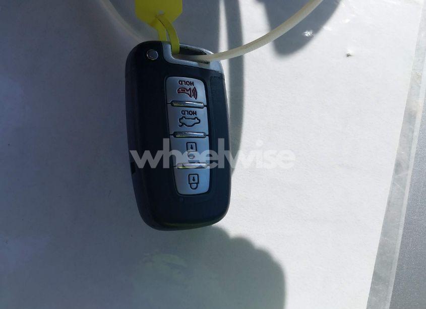 Photo 11 of 2012 Hyundai Sonata LIMITED (VIN 5NPEC4AC4CH421207)