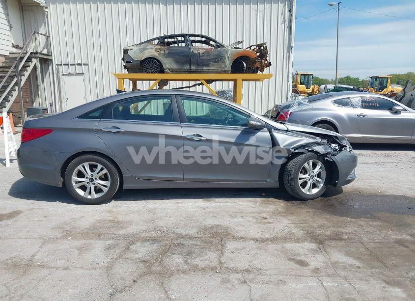 Photo 13 of 2012 Hyundai Sonata LIMITED (VIN 5NPEC4AC4CH421207)