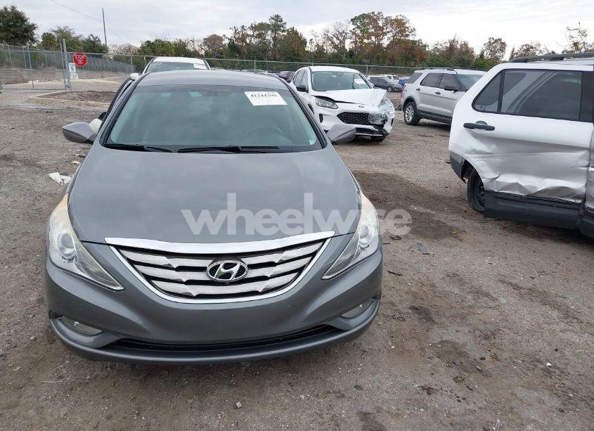 Photo 12 of 2012 Hyundai Sonata SE (VIN 5NPEC4AC4CH477695)
