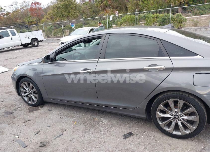 Photo 14 of 2012 Hyundai Sonata SE (VIN 5NPEC4AC4CH477695)