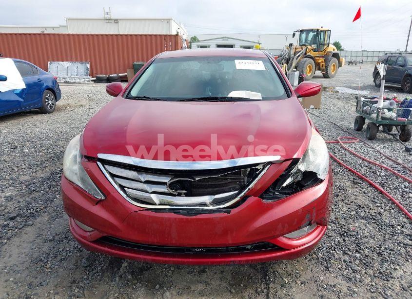 Photo 6 of 2013 Hyundai Sonata SE (VIN 5NPEC4AC4DH510311)
