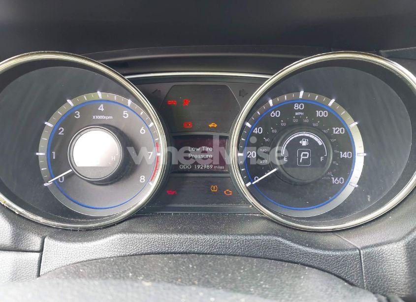 Photo 7 of 2013 Hyundai Sonata SE (VIN 5NPEC4AC4DH510311)