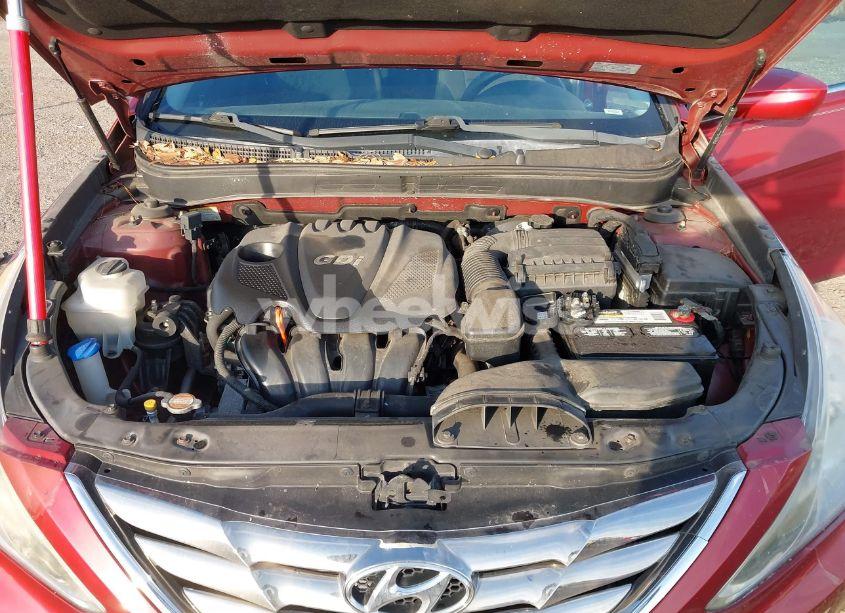 Photo 10 of 2013 Hyundai Sonata SE (VIN 5NPEC4AC4DH518537)