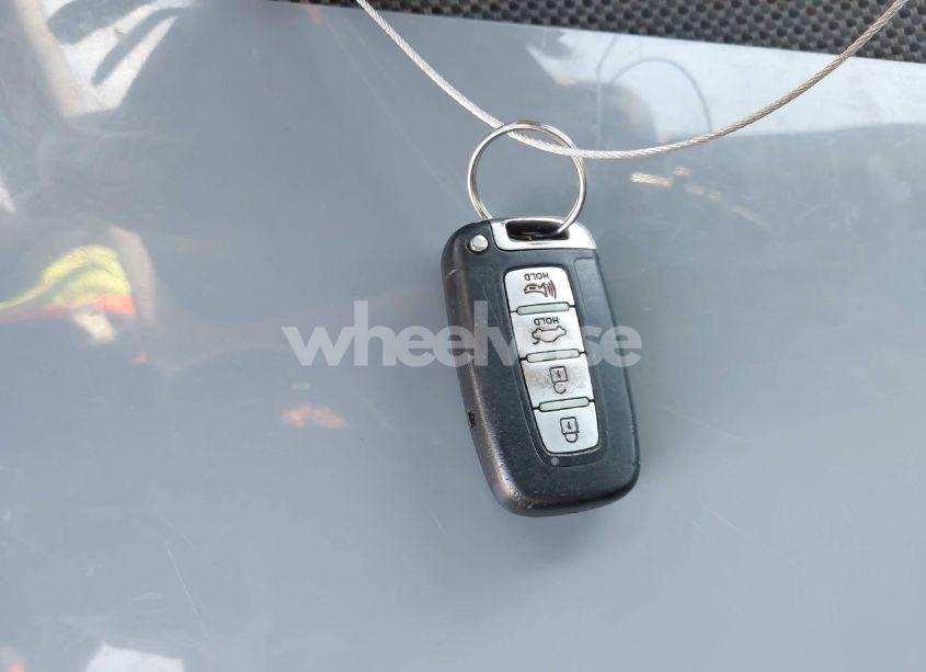 Photo 11 of 2013 Hyundai Sonata SE (VIN 5NPEC4AC4DH518537)