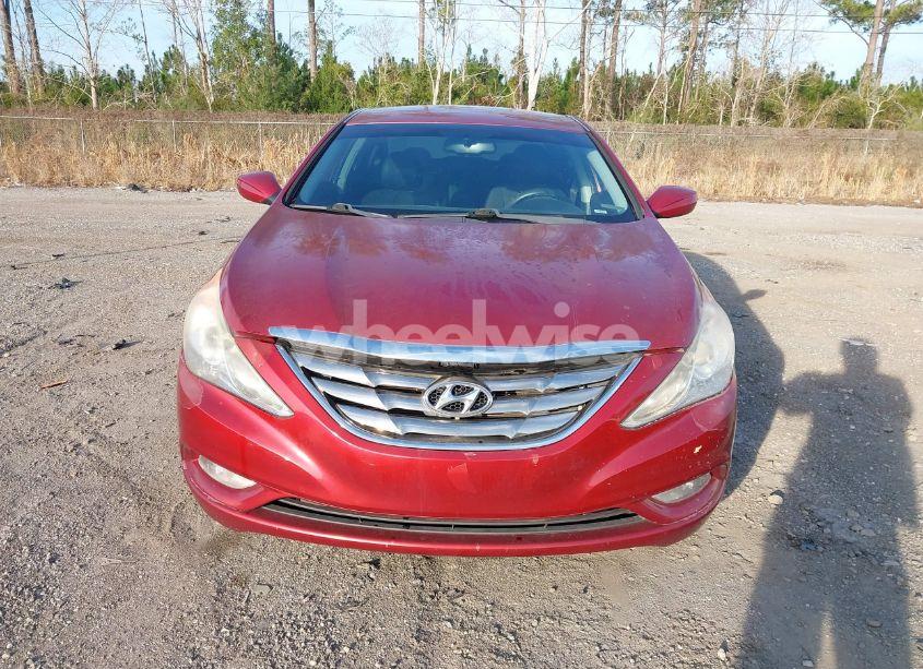 Photo 6 of 2013 Hyundai Sonata SE (VIN 5NPEC4AC4DH518537)