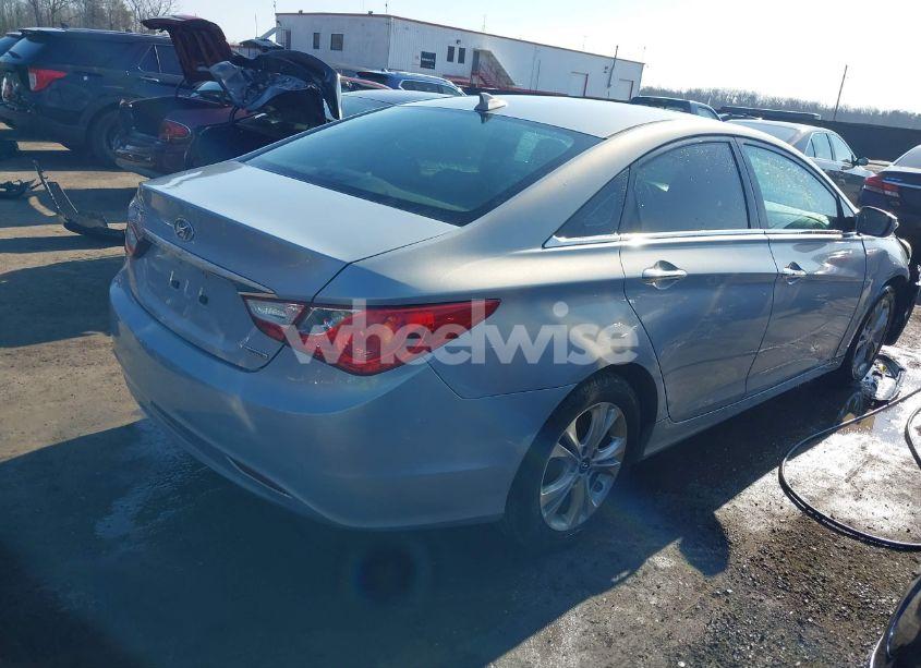 Photo 4 of 2013 Hyundai Sonata LIMITED (VIN 5NPEC4AC4DH534429)