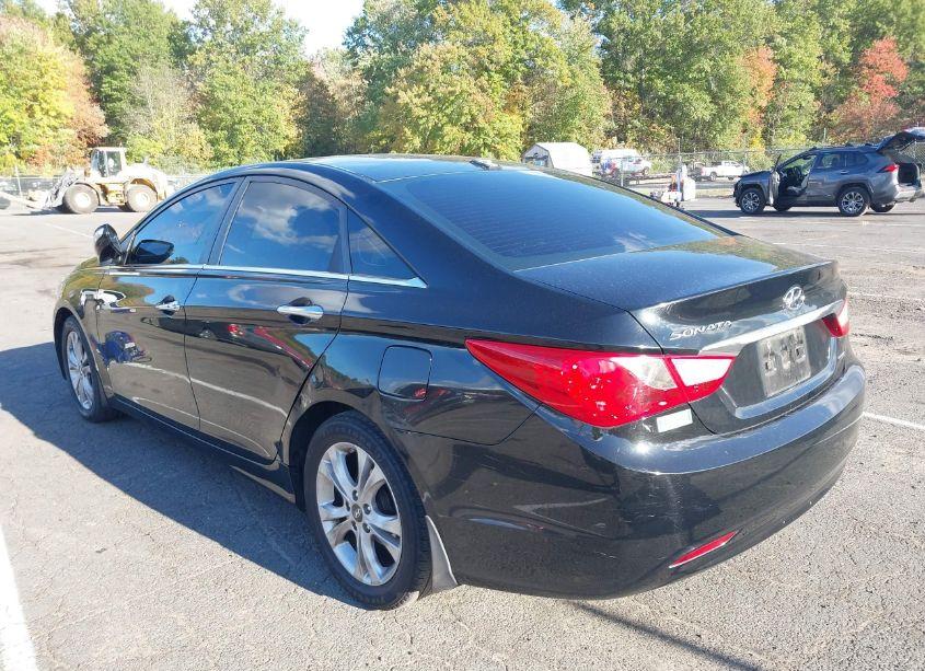 Photo 3 of 2013 Hyundai Sonata LIMITED (VIN 5NPEC4AC4DH570007)