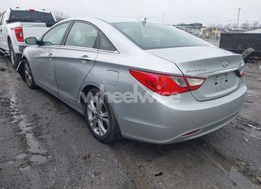 Photo 3 of 2013 Hyundai Sonata LIMITED (VIN 5NPEC4AC4DH580987)