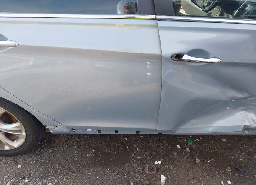 Photo 18 of 2013 Hyundai Sonata LIMITED (VIN 5NPEC4AC4DH603555)