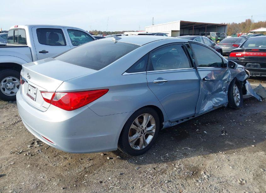 Photo 4 of 2013 Hyundai Sonata LIMITED (VIN 5NPEC4AC4DH603555)