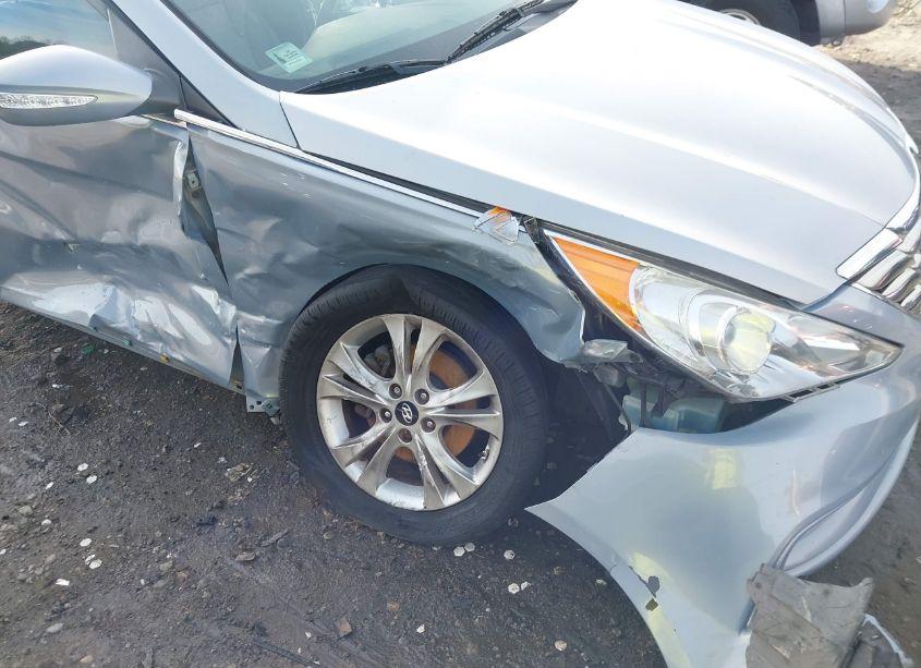 Photo 6 of 2013 Hyundai Sonata LIMITED (VIN 5NPEC4AC4DH603555)