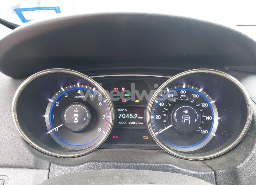 Photo 7 of 2013 Hyundai Sonata SE (VIN 5NPEC4AC4DH608853)