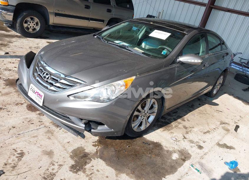 Photo 2 of 2013 Hyundai Sonata LIMITED (VIN 5NPEC4AC4DH620839)