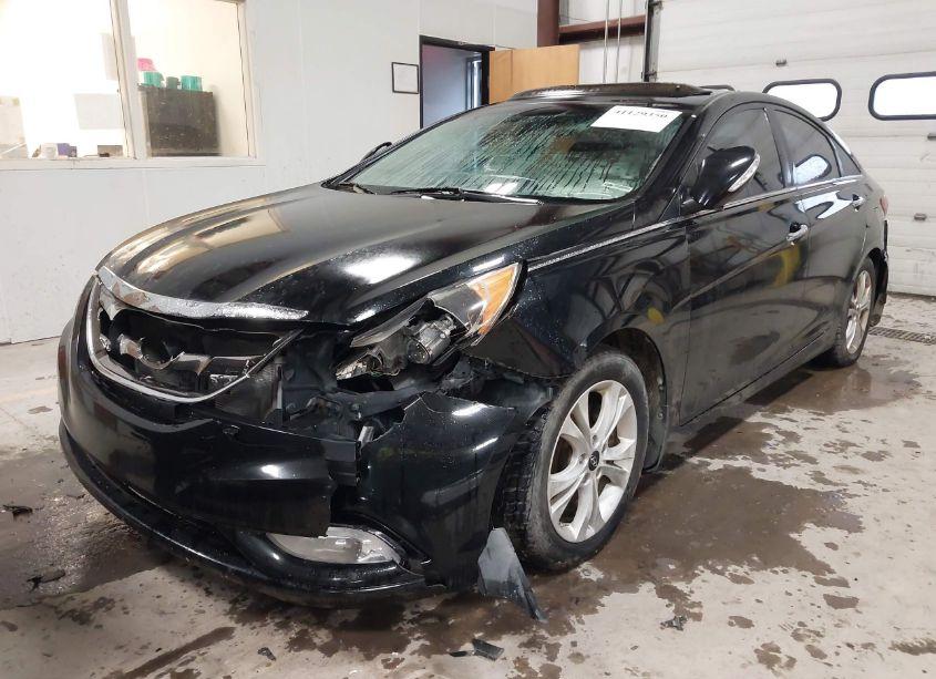 Photo 6 of 2013 Hyundai Sonata LIMITED (VIN 5NPEC4AC4DH628195)